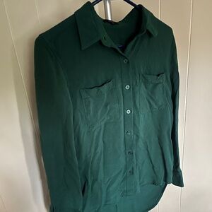 Aritzia Talula Green long sleeve button up shirt small